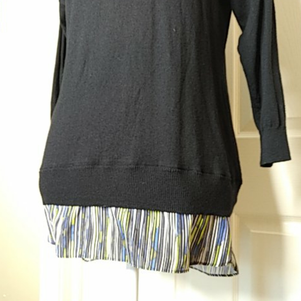 NYgard Black Light Weight Knit Top Stripe Hem M - Picture 2 of 7
